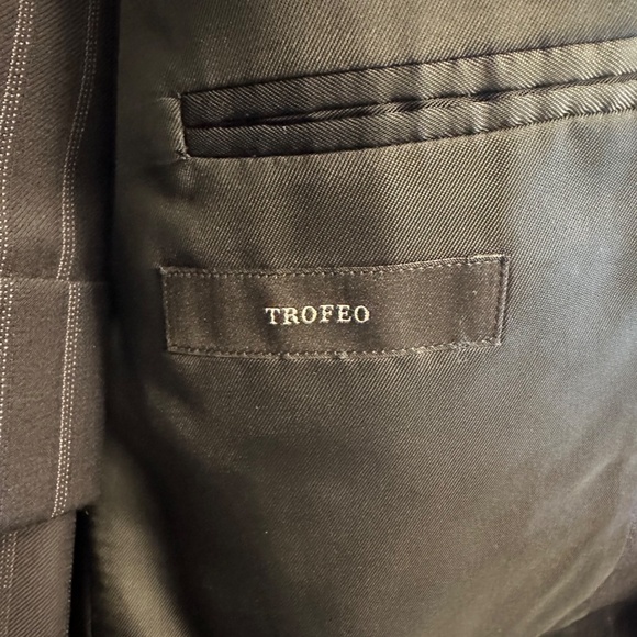 Ermenegildo Zegna (Su Misura) Trofeo Men's 100% Wool Suit - Picture 5 of 16